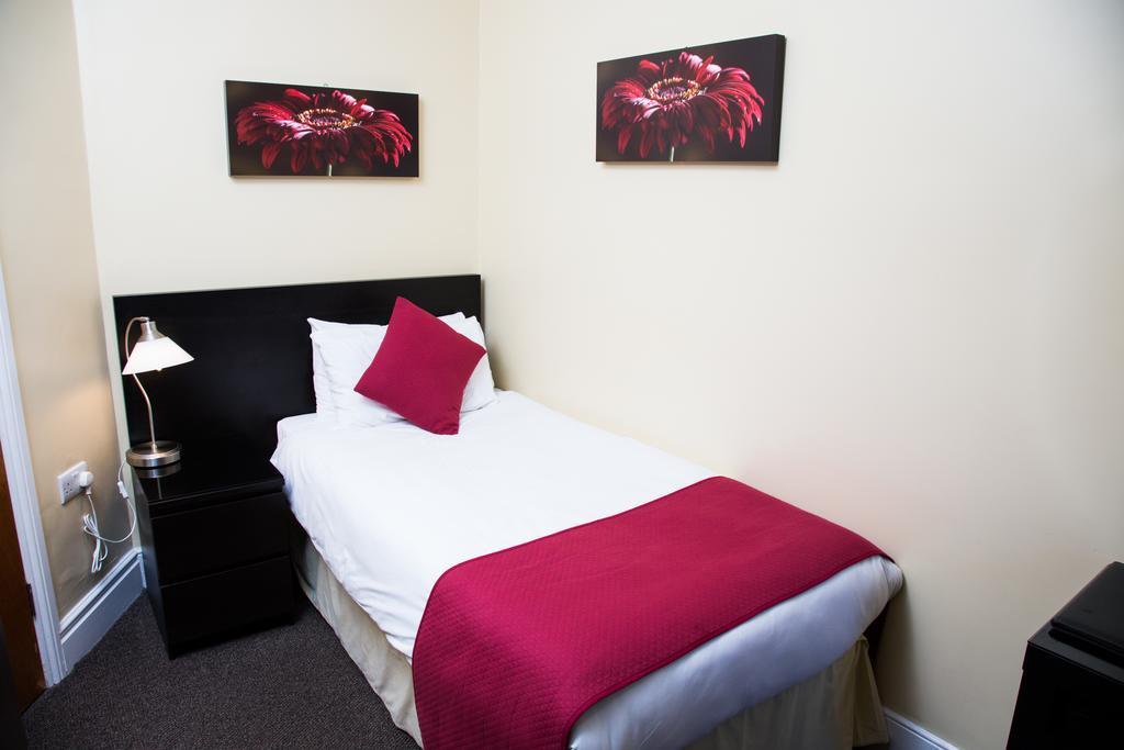 Atlantis Guest House South Shields Esterno foto